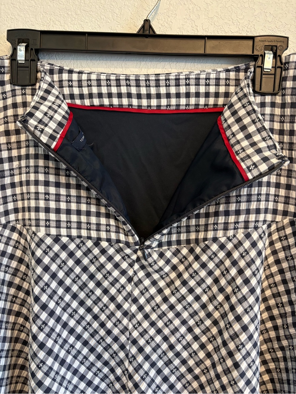 Tommy Hilfiger Gingham Flare Skirt Size 10 Navy White Embroidered Preppy - Picture 9 of 12
